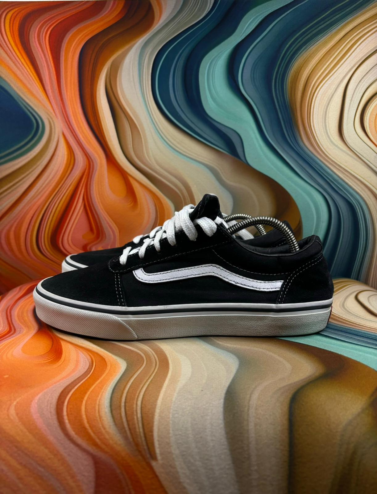 Vans Classic Black Low